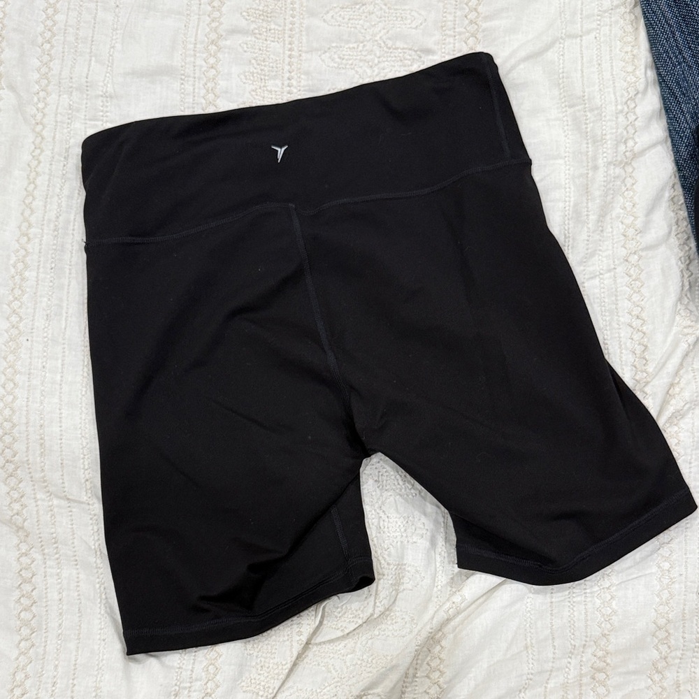 Old Navy Women's Black Bike Shorts